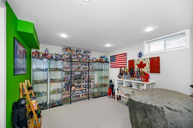 Bonus Hobby room with Green screen wall | Image 27
