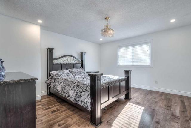 Upper - 29 Constellation Cres, House detached with 3 bedrooms, 3 bathrooms and 2 parking in Richmond Hill ON | Image 17