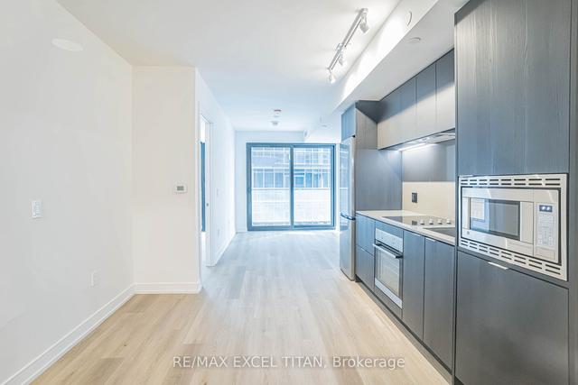 718 - 1 Jarvis St, Condo with 2 bedrooms, 2 bathrooms and 1 parking in Hamilton ON | Image 29