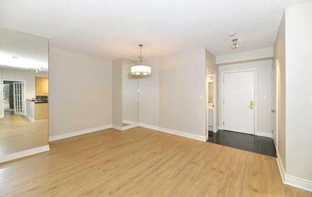 205 - 2 Aberfoyle Cres, Condo with 2 bedrooms, 2 bathrooms and 1 parking in Toronto ON | Image 2