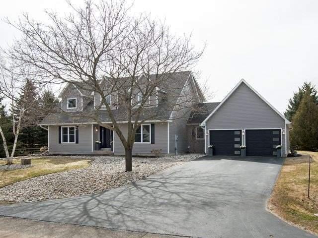 7 Elizabeth Cres, House detached with 3 bedrooms, 3 bathrooms and 6 parking in Erin ON | Image 1