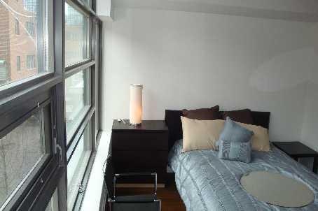 th01 - 10 Morrison St, Townhouse with 1 bedrooms, 3 bathrooms and null parking in Toronto ON | Image 4