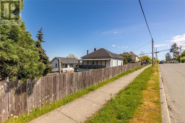 798 Franklyn St, House detached with 2 bedrooms, 1 bathrooms and 2 parking in Nanaimo BC | Image 8