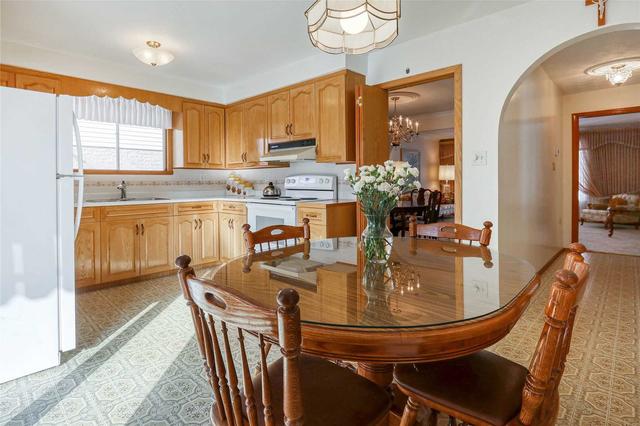 229 Iris Crt, House detached with 3 bedrooms, 3 bathrooms and 5 parking in Oshawa ON | Image 20
