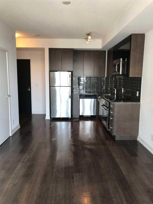 2018 - 98 Lillian St, Condo with 1 bedrooms, 1 bathrooms and null parking in Toronto ON | Image 2