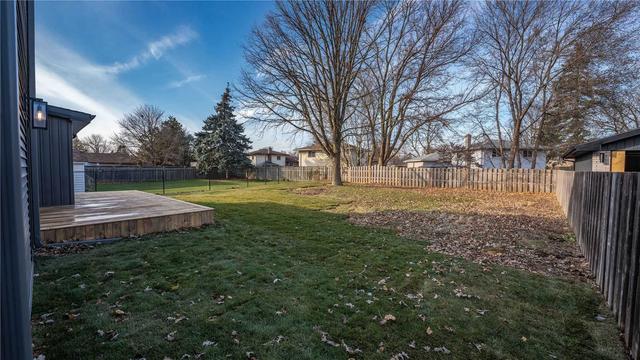 37 Barnes Ave, House detached with 4 bedrooms, 3 bathrooms and 5 parking in Brantford ON | Image 23