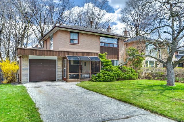 12 Overbrook Pl, House detached with 3 bedrooms, 3 bathrooms and 3 parking in Toronto ON | Image 1