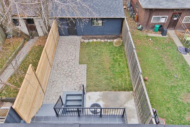 236 Grace St, House semidetached with 6 bedrooms, 5 bathrooms and 2 parking in Toronto ON | Image 20