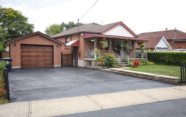 26 Compton Dr, House detached with 3 bedrooms, 2 bathrooms and 5 parking in Toronto ON | Image 23