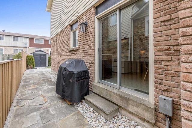 52 Kincaid Crt, House detached with 3 bedrooms, 3 bathrooms and 3 parking in Brampton ON | Image 18