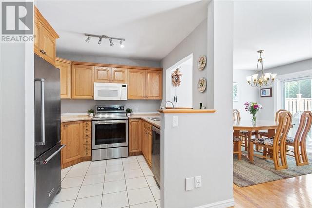 702 Laurier St, House attached with 3 bedrooms, 1 bathrooms and null parking in Dieppe NB | Image 11