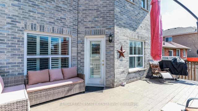 151 Violet St, House detached with 4 bedrooms, 4 bathrooms and 4 parking in Barrie ON | Image 32
