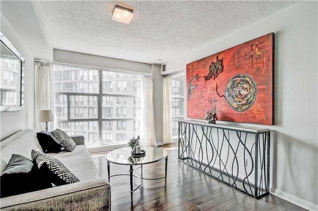 1003 - 11 St Joseph St, Condo with 1 bedrooms, 1 bathrooms and 1 parking in Toronto ON | Image 5