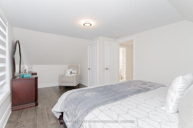 5 Murray St, House detached with 3 bedrooms, 2 bathrooms and 8 parking in Brampton ON | Image 11