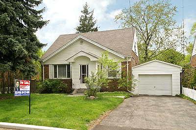 46 Dudley Ave, House detached with 3 bedrooms, 3 bathrooms and 4 parking in Toronto ON | Image 1