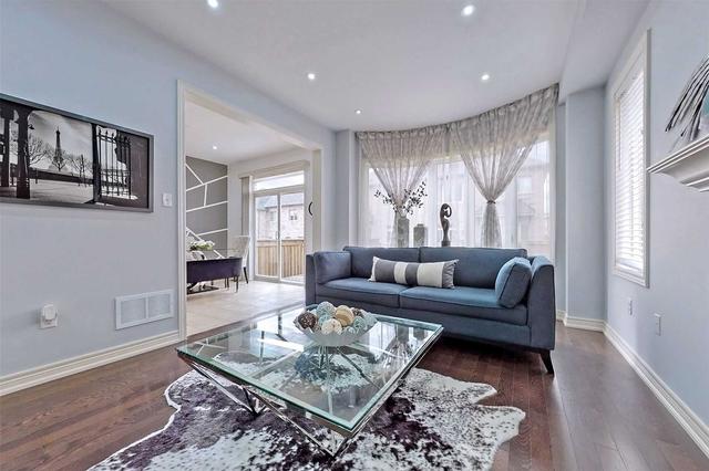 2 Charles Vogel Dr, House semidetached with 4 bedrooms, 4 bathrooms and 4 parking in Markham ON | Image 35