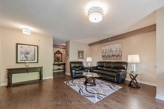 312 - 41 Ferndale Dr S, Condo with 3 bedrooms, 2 bathrooms and 1 parking in Barrie ON | Image 5