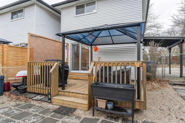 42 Upton Cres, House detached with 3 bedrooms, 2 bathrooms and 3 parking in Guelph ON | Image 30