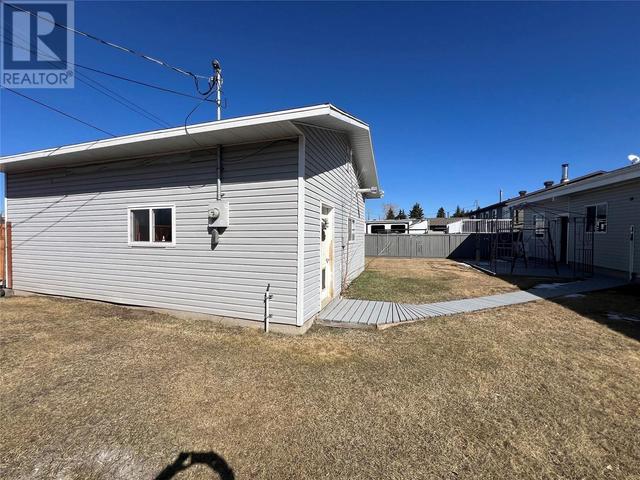 1908 102 Avenue, House detached with 3 bedrooms, 1 bathrooms and 1 parking in Dawson Creek BC | Image 20