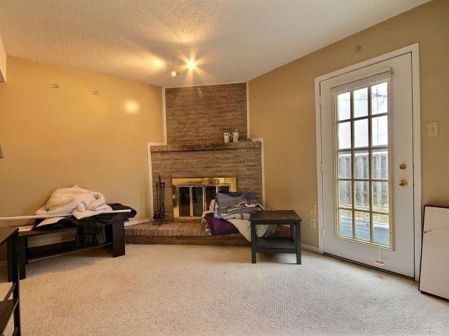 55 - 1155 Paramount Dr, Townhouse with 3 bedrooms, 2 bathrooms and 2 parking in Hamilton ON | Image 4
