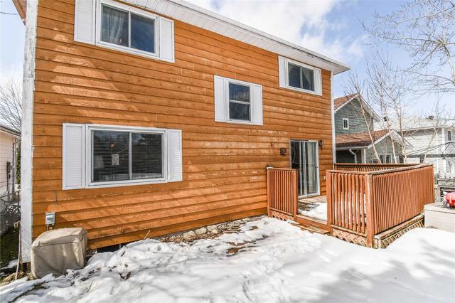 23 Elizabeth St, House detached with 3 bedrooms, 3 bathrooms and 3 parking in Barrie ON | Image 21