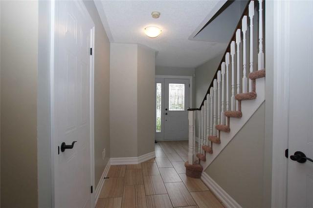 10 - 1240 Westview Terr, House attached with 3 bedrooms, 3 bathrooms and 2 parking in Oakville ON | Image 18