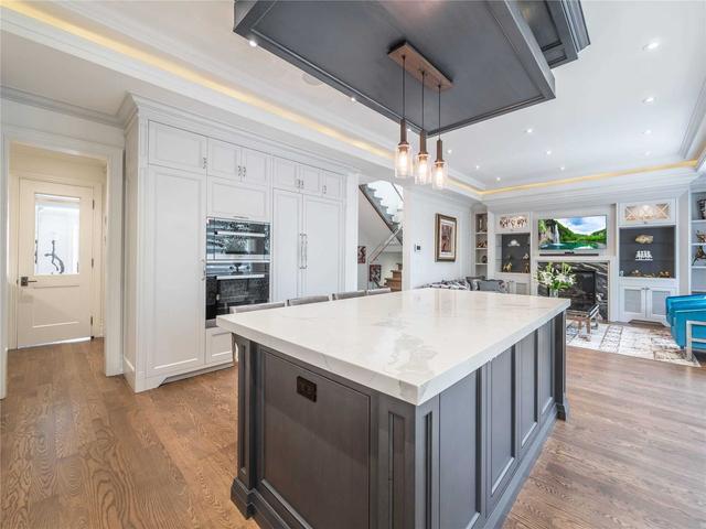 68 Marmion Ave, House detached with 4 bedrooms, 6 bathrooms and 4 parking in Toronto ON | Image 3