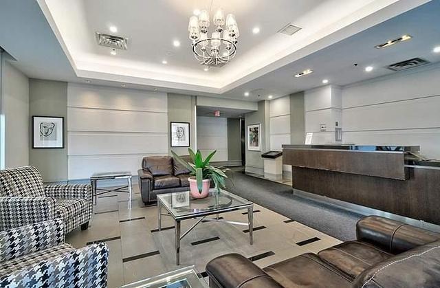 Uph02 - 1 Avondale Ave, Condo with 2 bedrooms, 2 bathrooms and 1 parking in Toronto ON | Image 19
