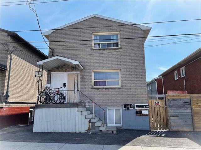 1540 Barton Street E, House detached with 0 bedrooms, 0 bathrooms and 4 parking in Hamilton ON | Image 2
