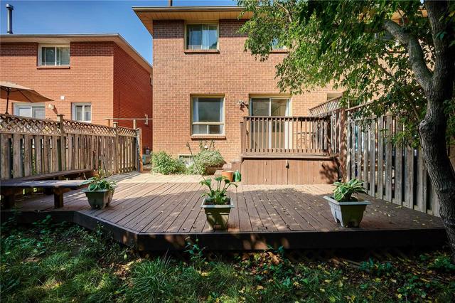 1967 Pine Grove Ave, House semidetached with 3 bedrooms, 3 bathrooms and 3 parking in Pickering ON | Image 25