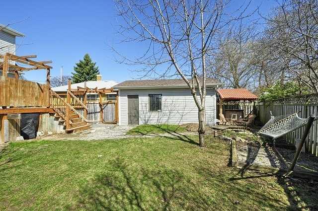 14 Wilmot Ave, House detached with 3 bedrooms, 2 bathrooms and 2 parking in Cambridge ON | Image 14