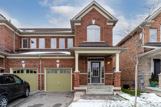 104 Hanson Cres, House attached with 3 bedrooms, 3 bathrooms and 2 parking in Milton ON | Image 1