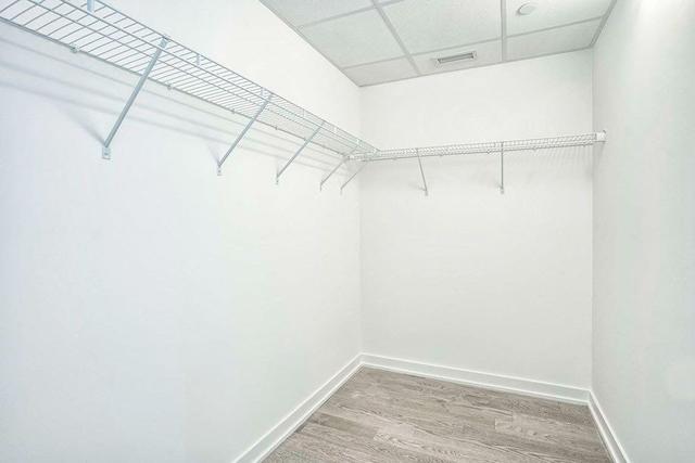 203 - 22 Lombard St, Condo with 2 bedrooms, 2 bathrooms and 0 parking in Toronto ON | Image 7