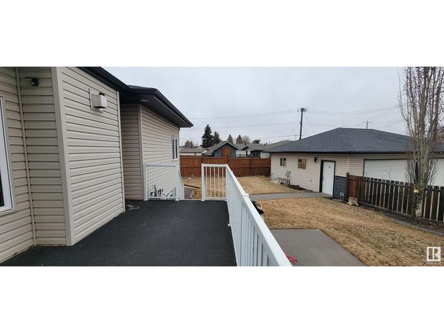 10227 52 St Nw, House detached with 4 bedrooms, 3 bathrooms and 3 parking in Edmonton AB | Image 6