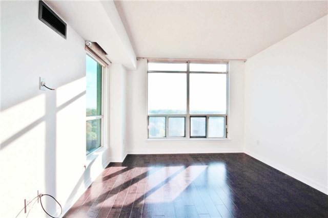 1002 - 942 Yonge St, Condo with 2 bedrooms, 2 bathrooms and 2 parking in Toronto ON | Image 6