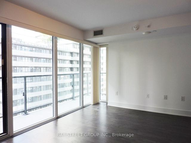 1315 - 955 Bay St, Condo with 1 bedrooms, 1 bathrooms and 0 parking in Toronto ON | Image 5
