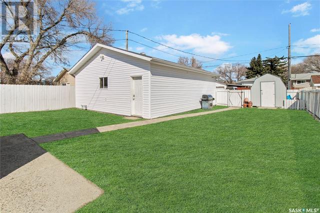 259 5th Avenue Se, House detached with 4 bedrooms, 2 bathrooms and null parking in Swift Current SK | Image 23