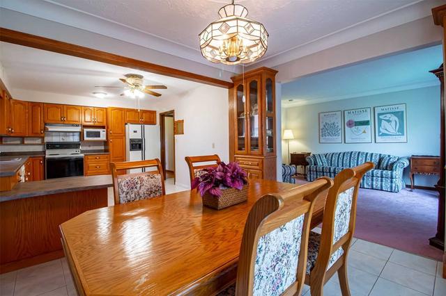 18 Sherman Dr, House detached with 3 bedrooms, 2 bathrooms and 5 parking in St. Catharines ON | Image 30
