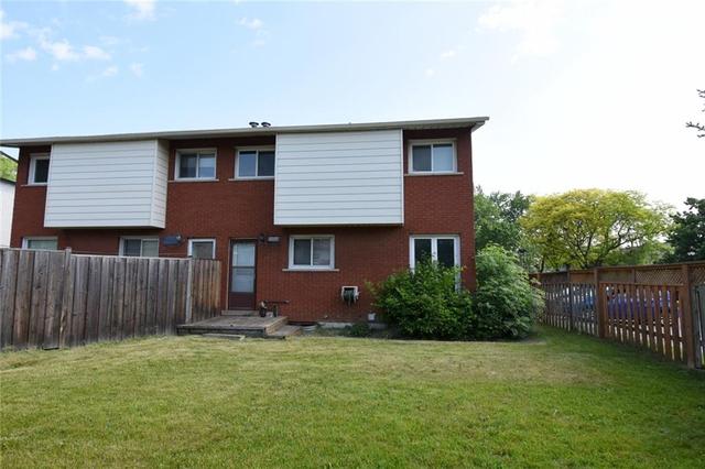 9 Dianne Court, House semidetached with 3 bedrooms, 1 bathrooms and 2 parking in Hamilton ON | Image 26