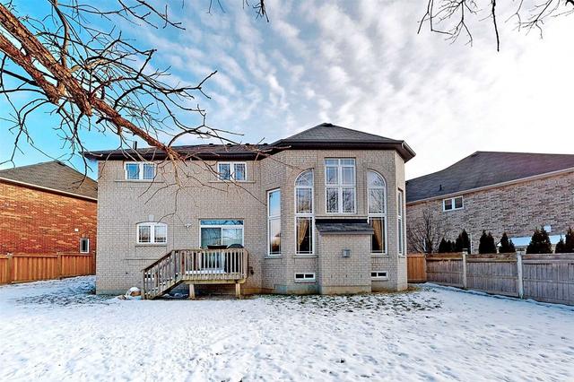 42 Mackenzie Crt, House detached with 4 bedrooms, 3 bathrooms and 6 parking in Georgina ON | Image 32