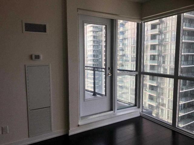 1806 - 510 Curran Pl, Condo with 1 bedrooms, 1 bathrooms and 1 parking in Mississauga ON | Image 10