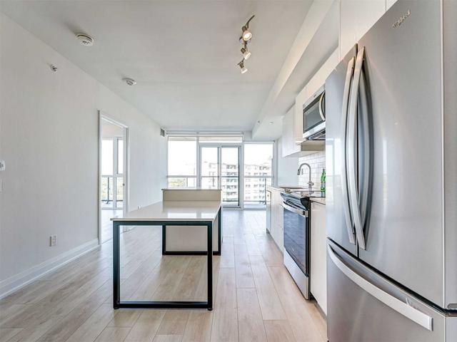 1202 - 1461 Lawrence Ave W, Condo with 2 bedrooms, 2 bathrooms and 1 parking in Toronto ON | Image 8