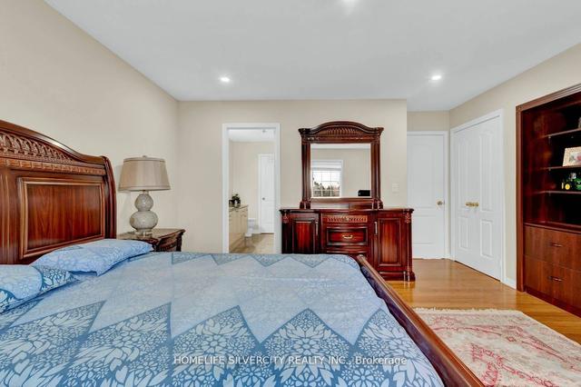 6 Small Crt, House detached with 4 bedrooms, 6 bathrooms and 8 parking in Brampton ON | Image 10
