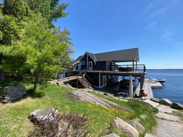 12 Ouno Island, House detached with 6 bedrooms, 3 bathrooms and 2 parking in Muskoka Lakes ON | Image 5