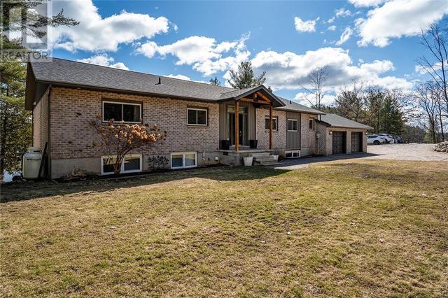 849 Dry Pine Bay, House detached with 5 bedrooms, 2 bathrooms and null parking in French River ON | Image 2