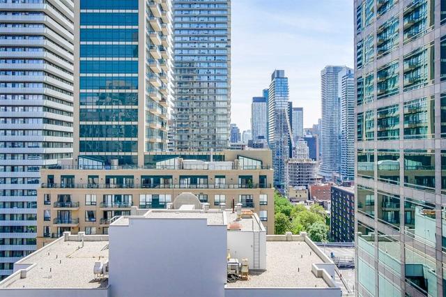 lph1 - 55 Bloor St E, Condo with 2 bedrooms, 2 bathrooms and 1 parking in Toronto ON | Image 26