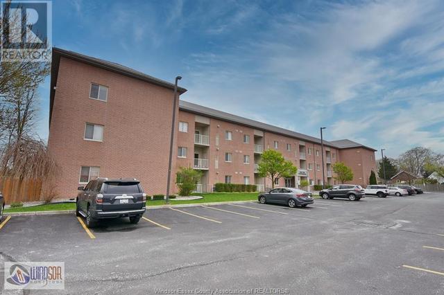309 - 4500 Ypres, Condo with 2 bedrooms, 2 bathrooms and null parking in Windsor ON | Image 2