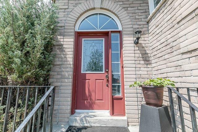 242 Johnson St, House detached with 3 bedrooms, 3 bathrooms and 4 parking in Barrie ON | Image 12