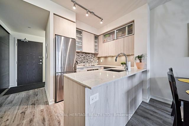 307 - 200 Sackville St, Condo with 1 bedrooms, 2 bathrooms and 1 parking in Toronto ON | Image 2