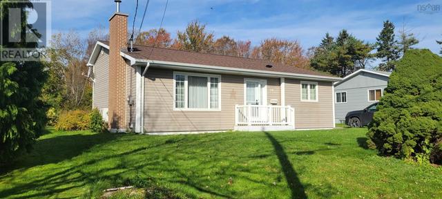64 Holic Avenue, House detached with 3 bedrooms, 1 bathrooms and null parking in Cape Breton NS | Image 3